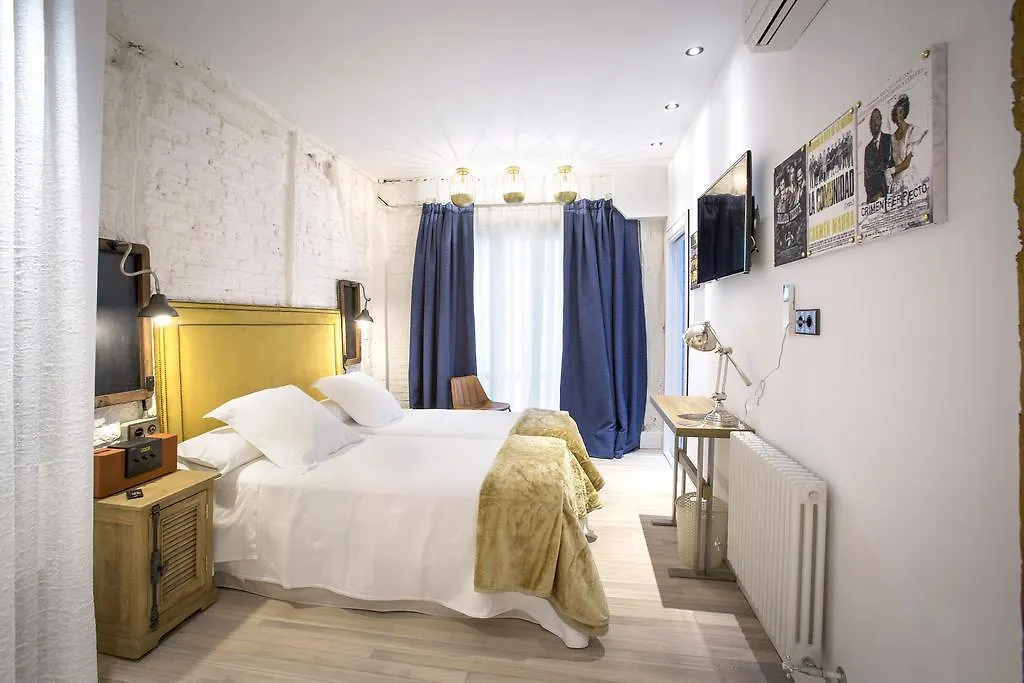 Pensión Boutique Caravan Cinema Bilbao
